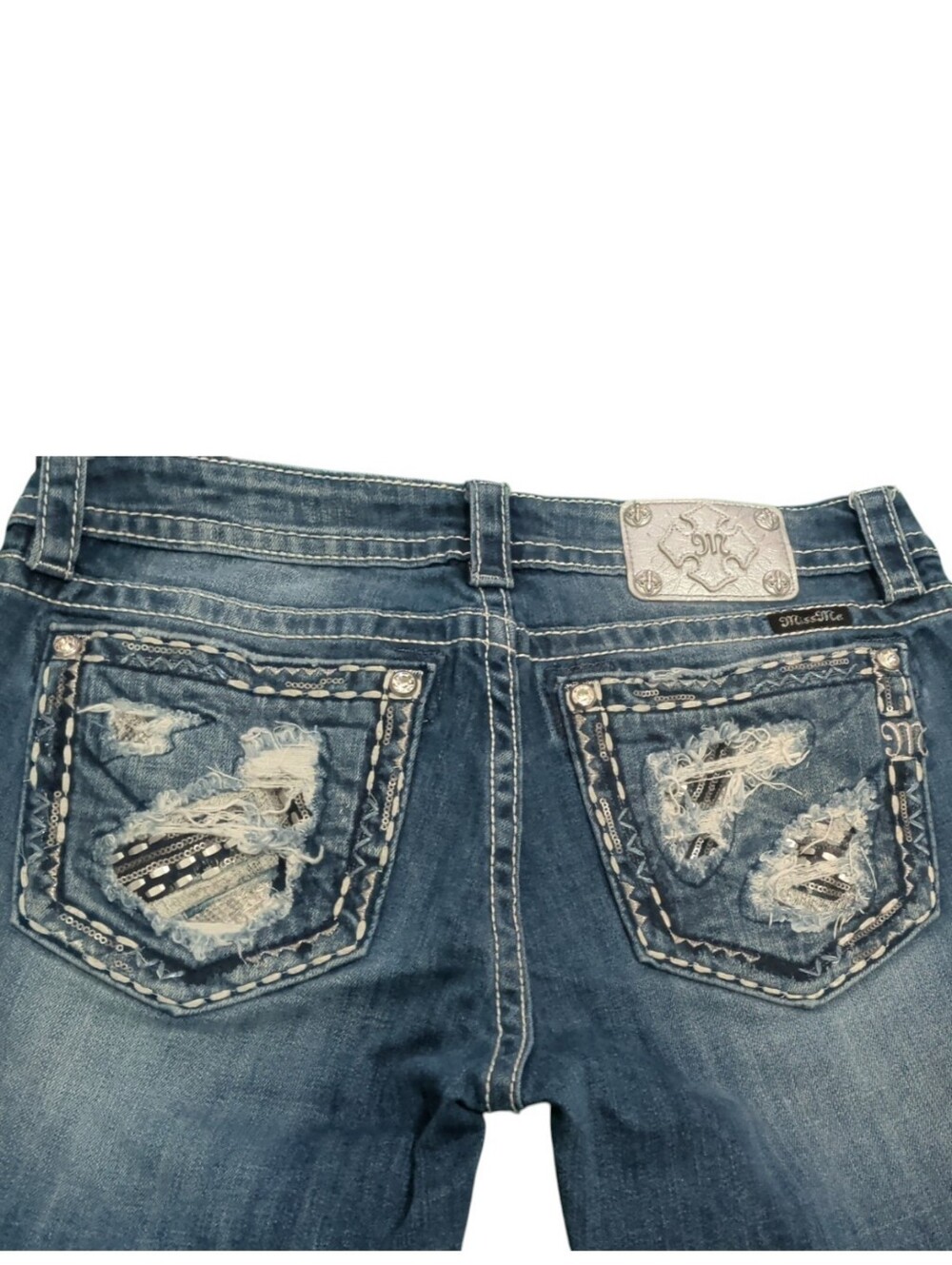 Miss Me Jeans Women’s 31 Signature Boot Cut Medium Wash Rhinestone Stud Pocket - Picture 1 of 8